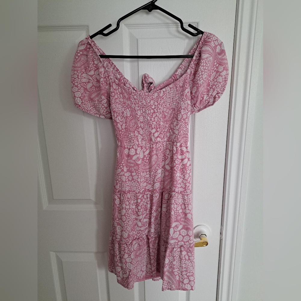 Hollister Pink Floral Off-Shoulder Dress